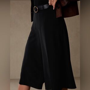 Banana Republic Factory Sculpted Culottes Size 2 Black